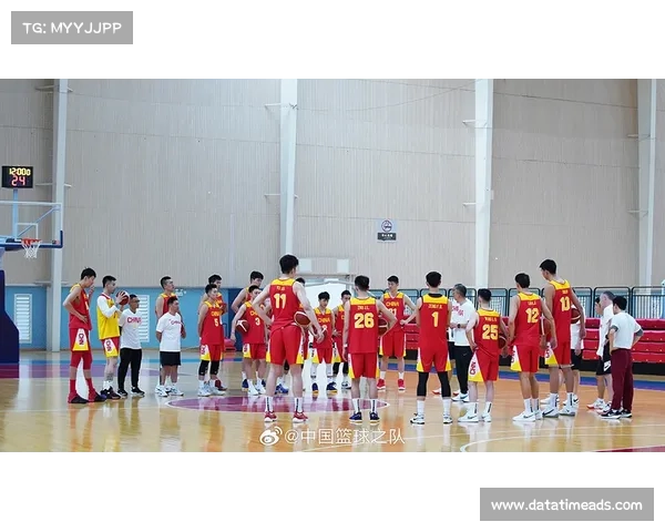 张镇麟因陈旧性伤病复发退出中国男篮集训 将专注回俱乐部进行康复治疗 张镇麟因陈旧性伤病复发退出中国男篮集训 将专注回俱乐部进行康复治疗